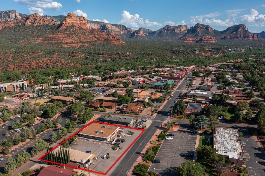 450 Jordan Rd, Sedona, AZ en alquiler - Foto del edificio - Imagen 3 de 15