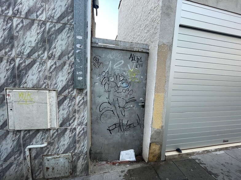 Local en Rubí, Barcelona en venta - Foto del edificio - Imagen 2 de 11