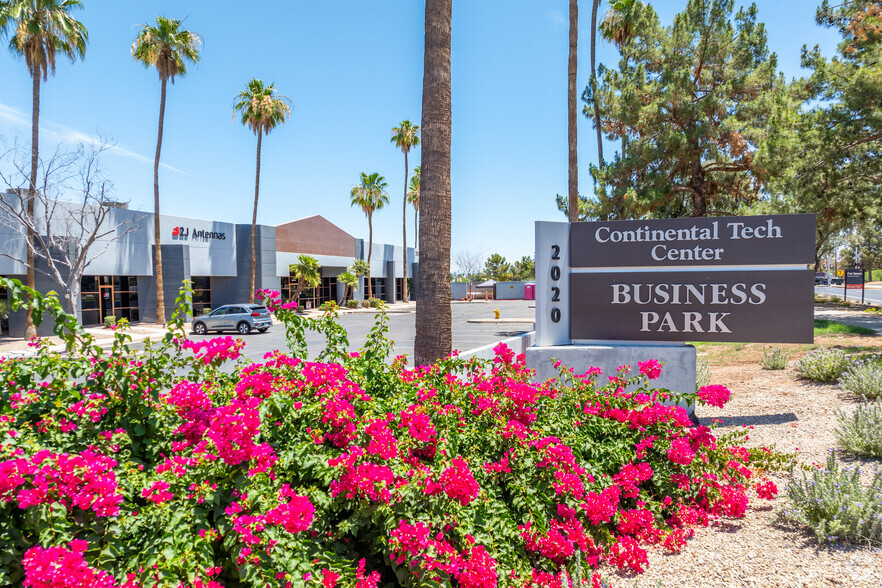 2020 W Guadalupe Rd, Gilbert, AZ en alquiler - Foto del edificio - Imagen 2 de 10