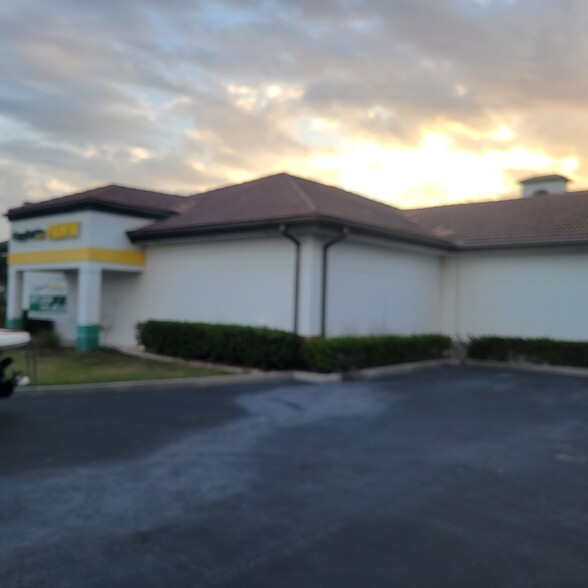 3250 Woods Edge Pky, Bonita Springs, FL en venta - Foto del edificio - Imagen 3 de 8