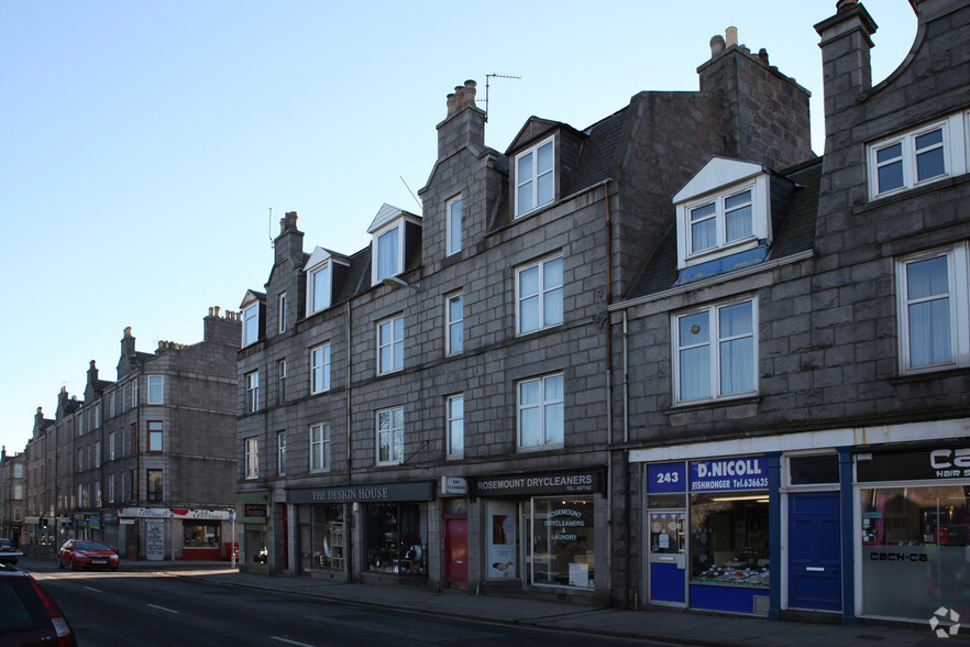 231-235 Rosemount Pl, Aberdeen en alquiler - Foto del edificio - Imagen 3 de 4