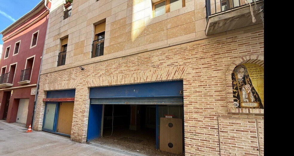 Plaça del Regne, 10, Alzira, Valencia en venta - Foto del edificio - Imagen 3 de 18