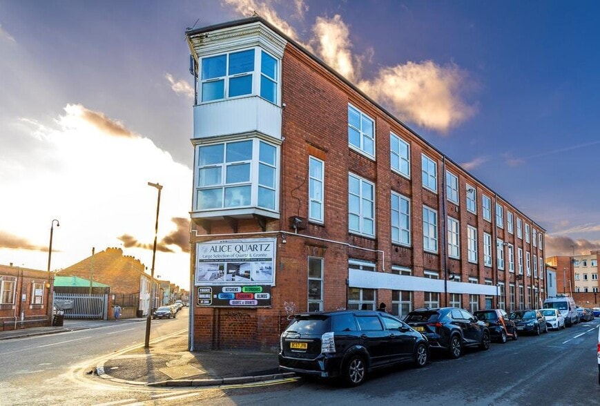 99 Bridge Rd, Leicester en venta - Foto del edificio - Imagen 2 de 6