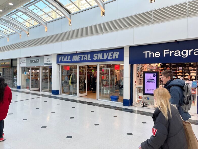 Wulfrun Sq, Wolverhampton en alquiler - Foto del edificio - Imagen 2 de 39