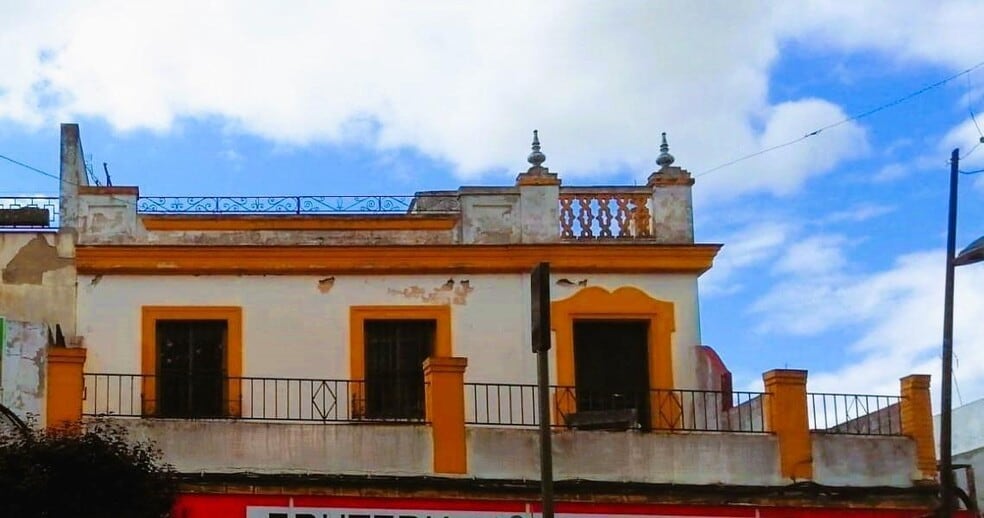 Calle 28 de Febrero, 108, San Juan de Aznalfarache, Sevilla en venta - Foto del edificio - Imagen 1 de 100