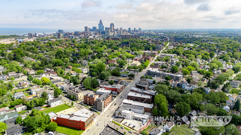 4517 Lorain Ave, Cleveland, OH en alquiler - Foto del edificio - Imagen 2 de 4