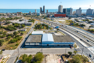 900 N Staples St, Corpus Christi, TX en venta Foto del edificio- Imagen 1 de 9