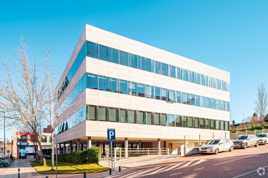 Avenida de Bruselas, 13, Alcobendas, Madrid en alquiler - Foto del edificio - Imagen 1 de 11