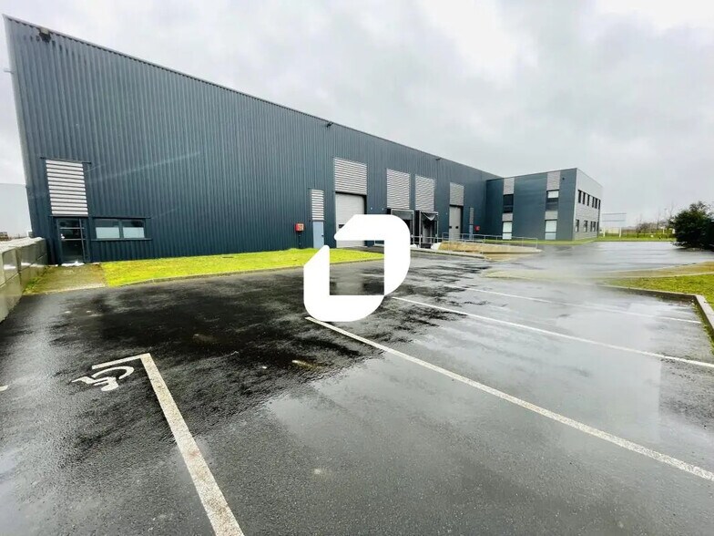 21 Impasse Madeleine Bres, Lieusaint en alquiler - Foto del edificio - Imagen 3 de 3