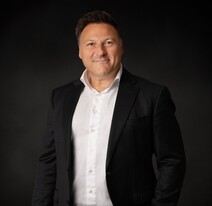 Bill Makris