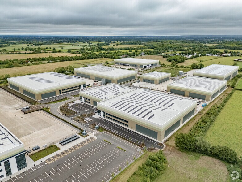 Clanville Way, Kington Langley en alquiler - Vista aérea - Imagen 3 de 6