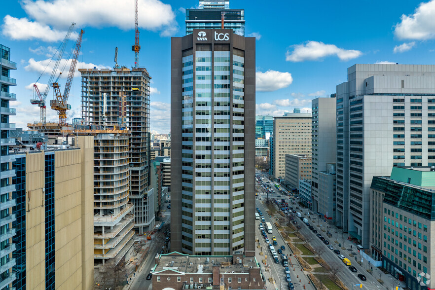 400 University Ave, Toronto, ON en alquiler - Foto del edificio - Imagen 2 de 5