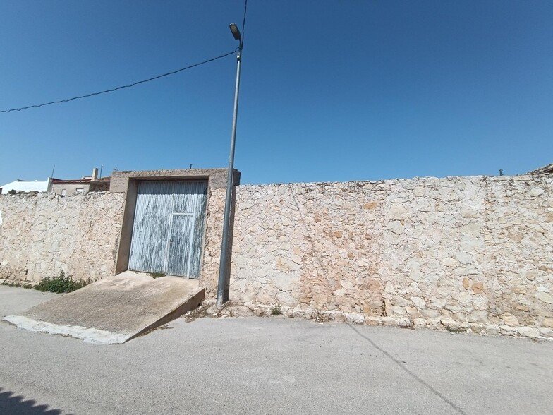Avenida José Antonio, 20, Abanilla, Murcia en venta - Foto principal - Imagen 1 de 6