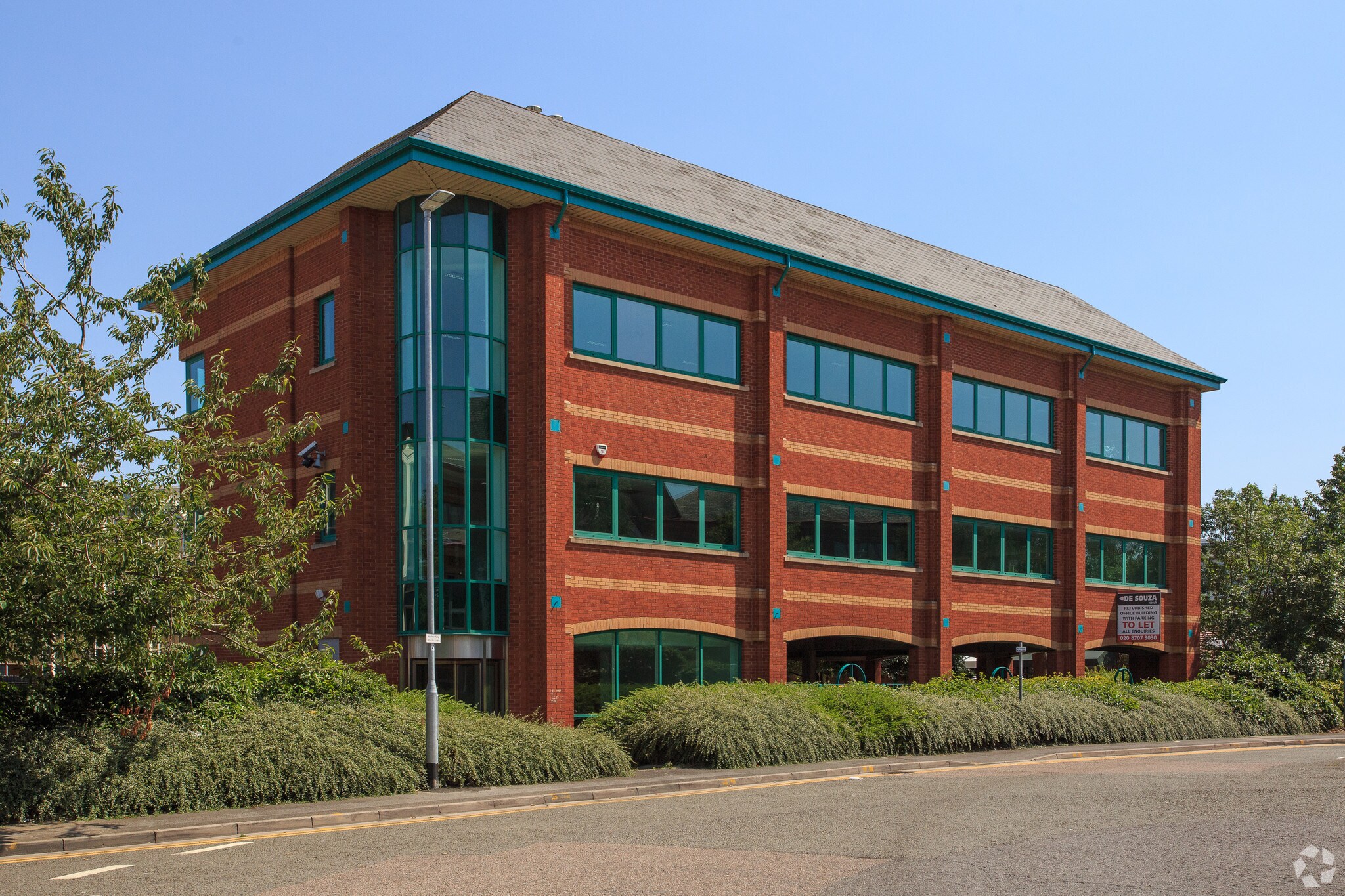 5 Mondial Way, Hayes en alquiler Foto del edificio- Imagen 1 de 5