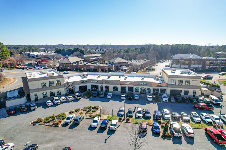 19901 W Catawba Ave, Cornelius, NC en alquiler - Foto del edificio - Imagen 1 de 10