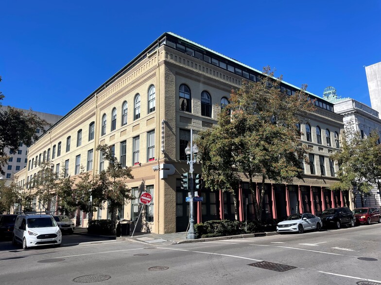 643 Magazine St, New Orleans, LA en alquiler - Foto del edificio - Imagen 1 de 9