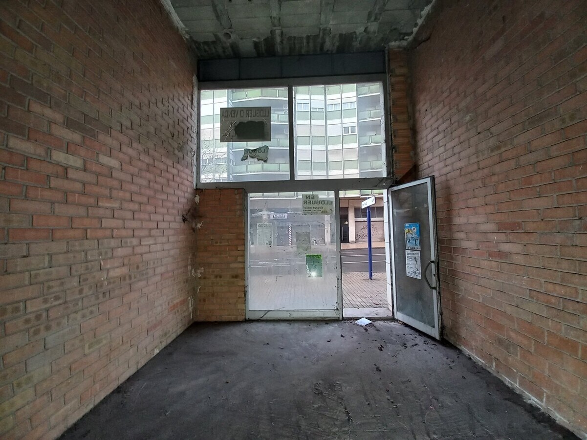 Lleida, LER 25004 - Unidad 1 -  - Foto del interior - Image 2 of 11