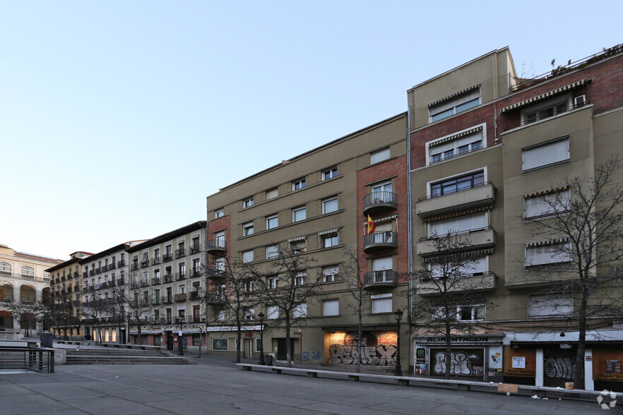 Edificios residenciales en Madrid, MAD en venta - Foto del edificio - Imagen 2 de 2