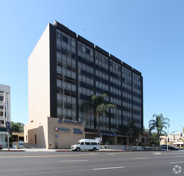 16260 Ventura Blvd, Encino, CA en alquiler - Foto del edificio - Imagen 1 de 12