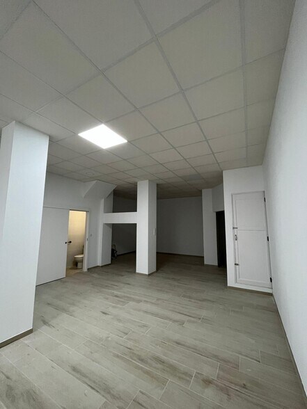 Local en Tortosa, Tarragona en alquiler - Foto del interior - Imagen 3 de 8