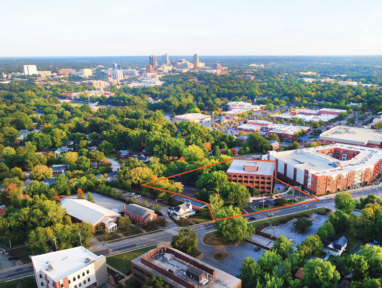 702 Oberlin Rd, Raleigh, NC en alquiler - Foto del edificio - Imagen 2 de 12