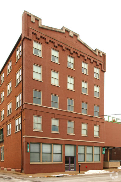 214 S 8th St, Louisville, KY en venta - Foto del edificio - Imagen 2 de 8