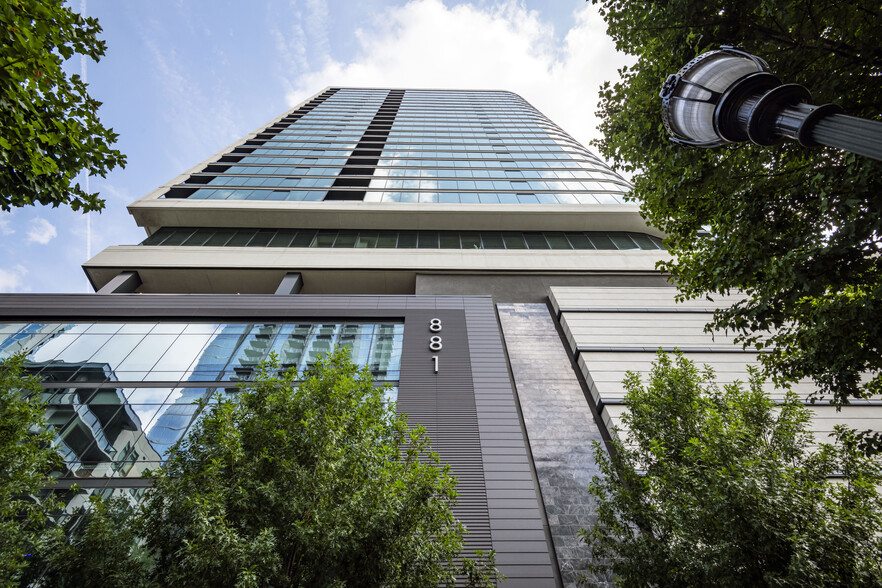 881 Peachtree St NE, Atlanta, GA en alquiler - Foto del edificio - Imagen 2 de 16