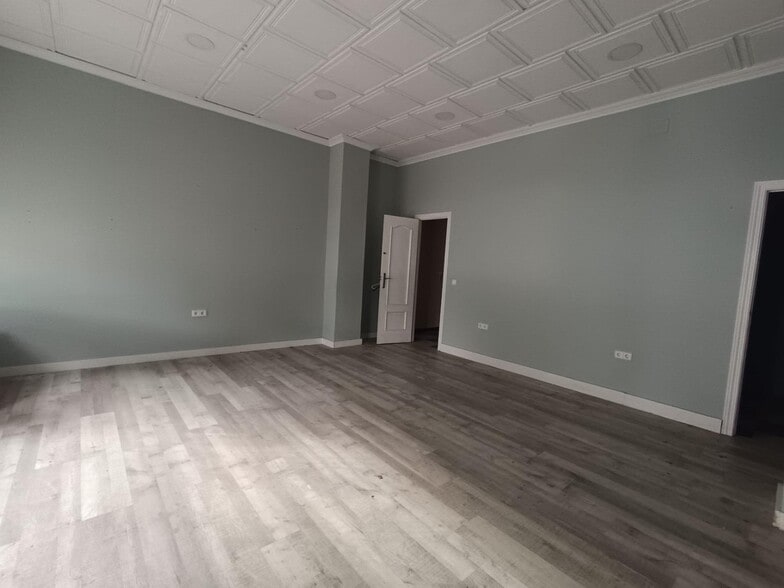 Local en Córdoba en venta - Foto del interior - Imagen 2 de 7