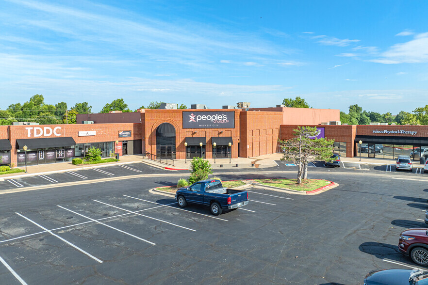 351 N Air Depot Blvd, Midwest City, OK en alquiler - Foto del edificio - Imagen 2 de 26