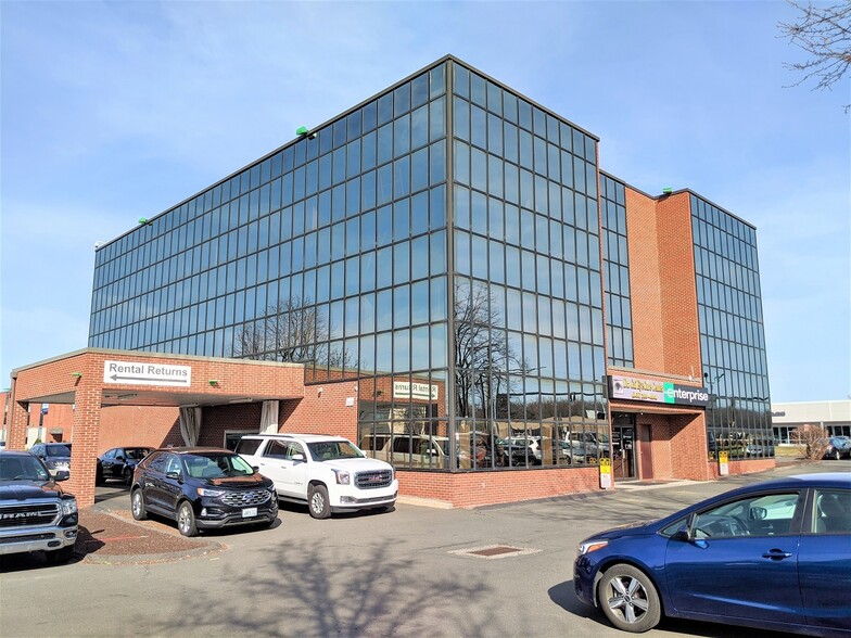 477 Connecticut Blvd, East Hartford, CT en alquiler - Foto del edificio - Imagen 1 de 28