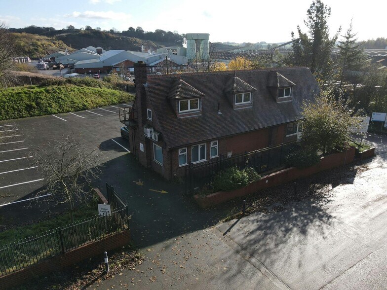 Ridge Hill Dr, Crewe en venta - Foto principal - Imagen 1 de 7