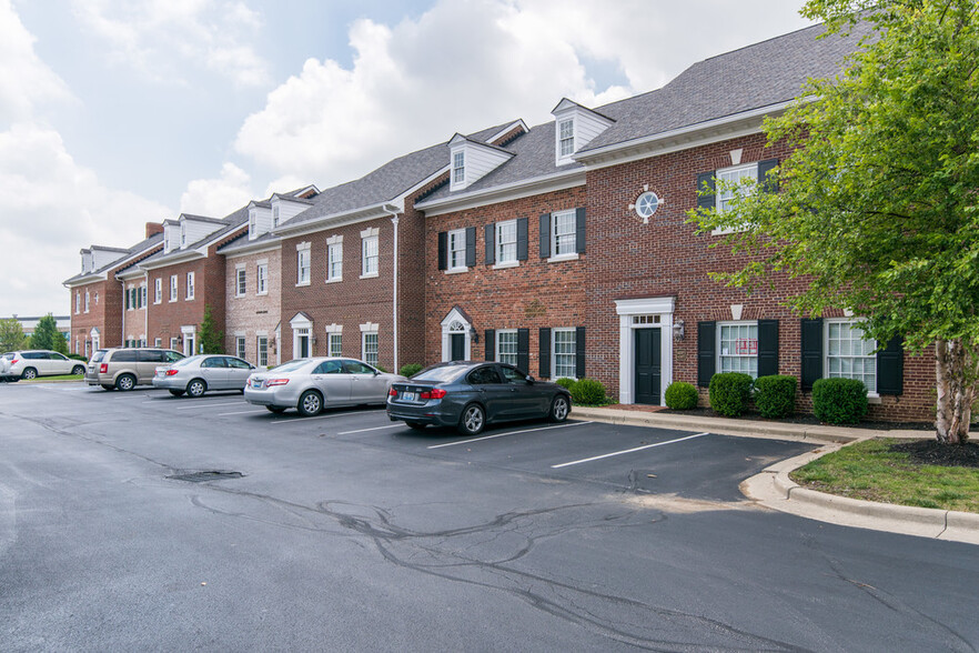 1795 Alysheba Way, Lexington, KY en venta - Foto del edificio - Imagen 3 de 5