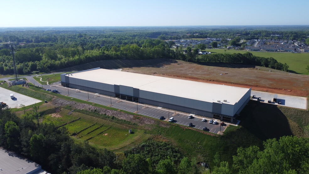 560 Commerce Park Dr, Greer, SC en alquiler - Foto del edificio - Imagen 3 de 4