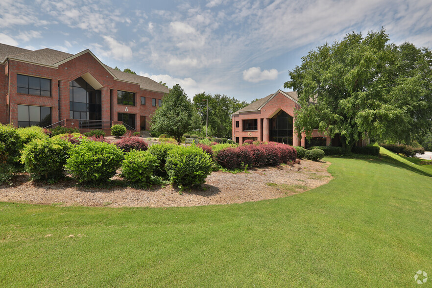 330 Pelham Rd, Greenville, SC en alquiler - Foto del edificio - Imagen 3 de 6