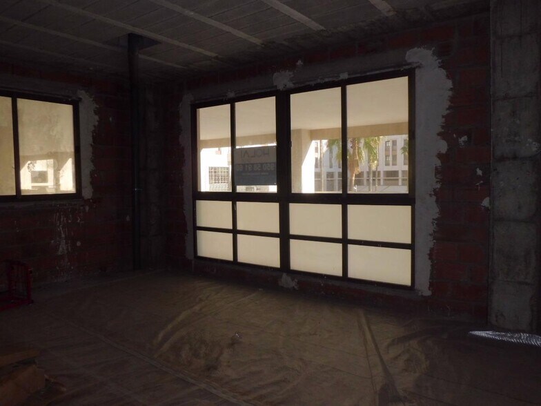 Oficina en El Ejido, Almería en venta - Foto del edificio - Imagen 2 de 7