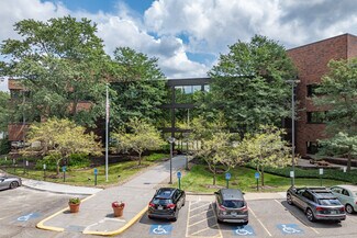 Más detalles de 6000 Parkland Blvd, Mayfield Heights, OH - Oficina en venta