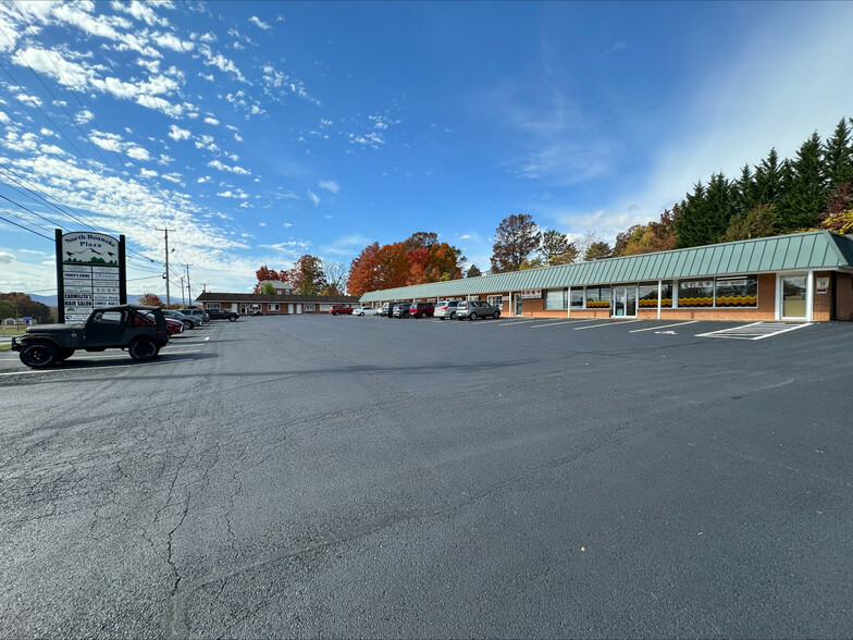 3100-3120 Peters Creek Rd, Roanoke, VA en alquiler - Foto del edificio - Imagen 1 de 4