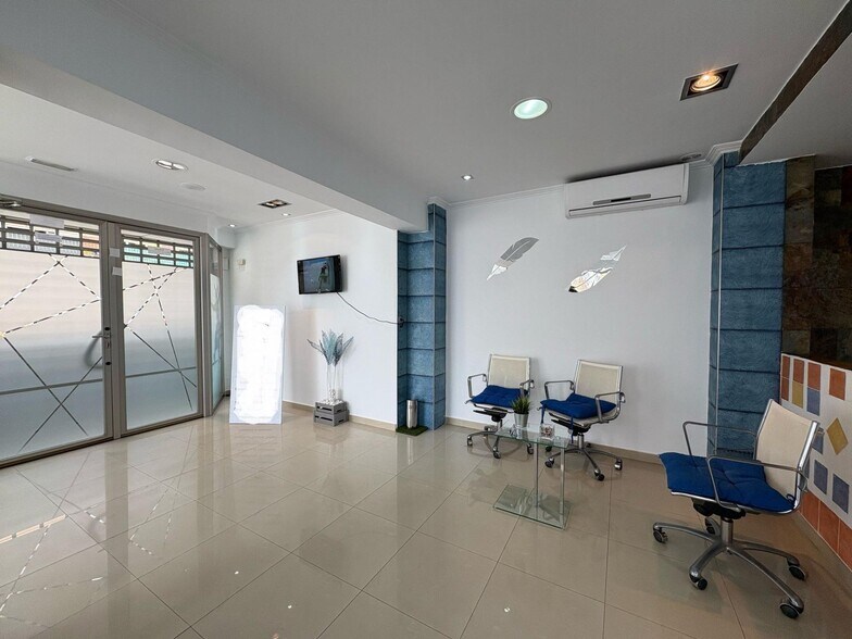 Local en Quart de Poblet, Valencia en alquiler - Foto del interior - Imagen 3 de 9