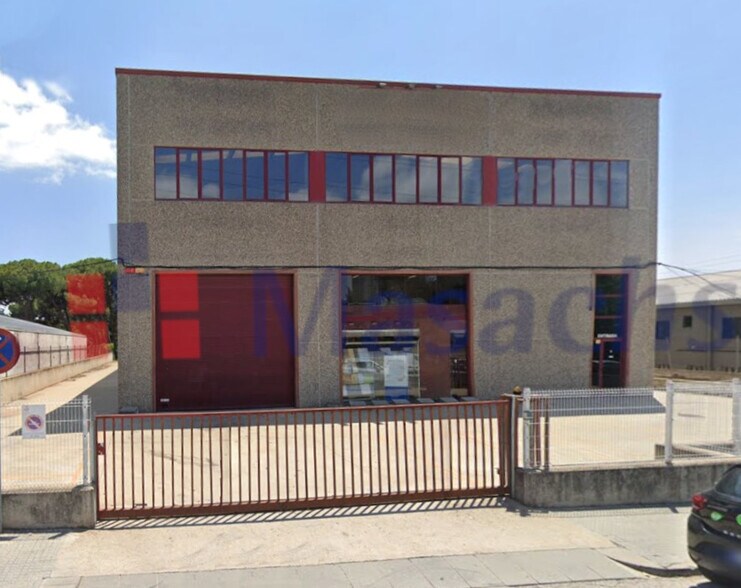 Nave en Santa Perpètua de Mogoda, Barcelona en alquiler - Foto del edificio - Imagen 3 de 3