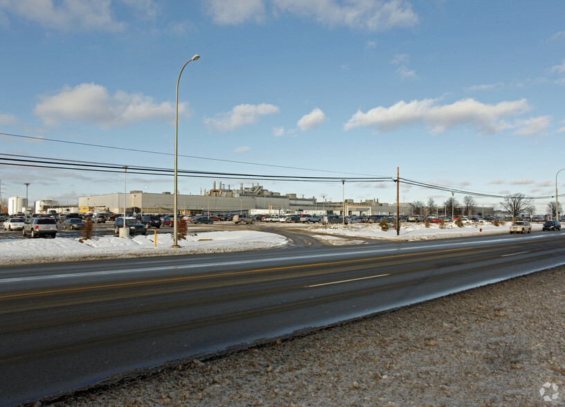 7700 Michigan Ave, Saline, MI en alquiler - Foto del edificio - Imagen 3 de 3