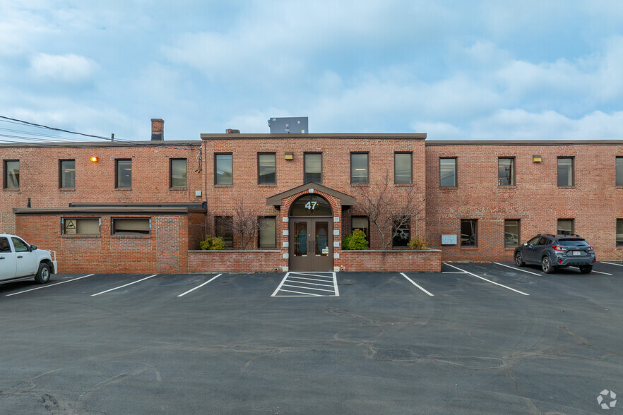 47 Hall St, Medford, MA en alquiler - Foto del edificio - Imagen 2 de 8