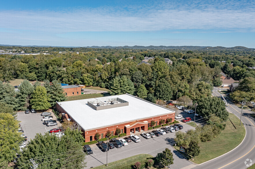 235 Noah Dr, Franklin, TN en alquiler - Foto del edificio - Imagen 2 de 5