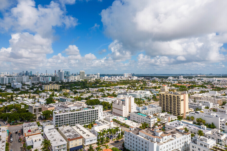 944 Collins Ave, Miami Beach, FL en alquiler - Foto del edificio - Imagen 2 de 4