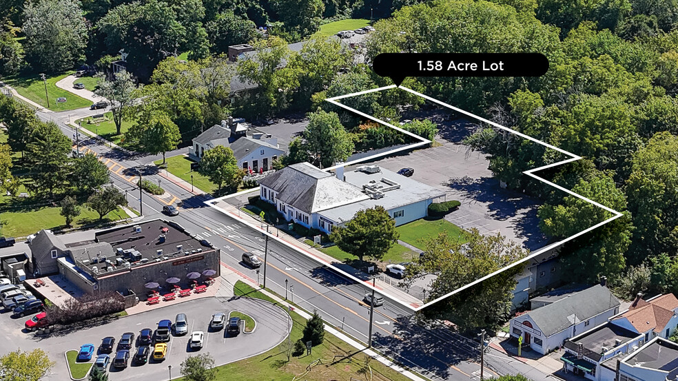 300 Main St, East Setauket, NY en venta - Foto del edificio - Imagen 1 de 5