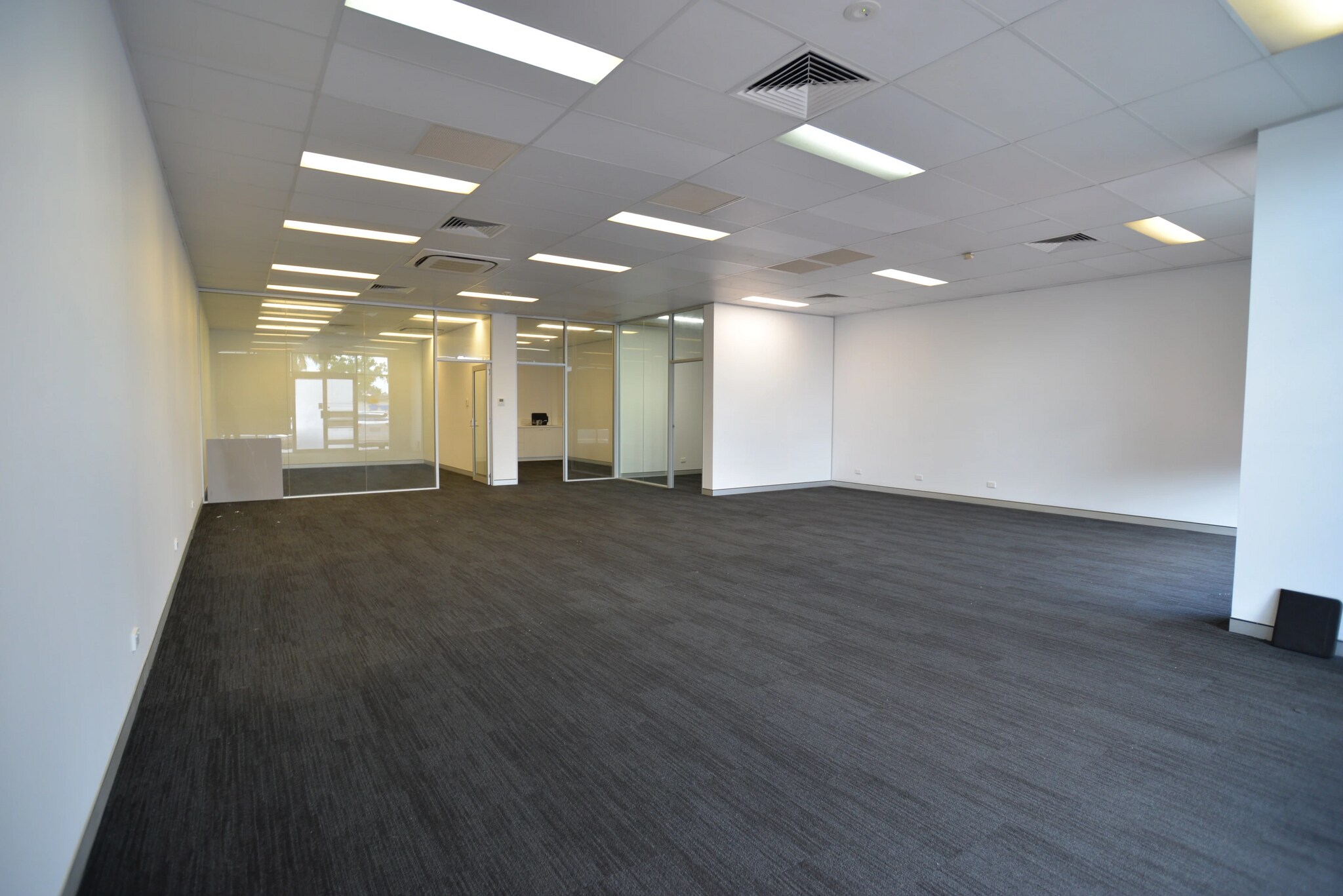 55 Grand Plaza Dr, Logan en alquiler Foto del interior- Imagen 1 de 5