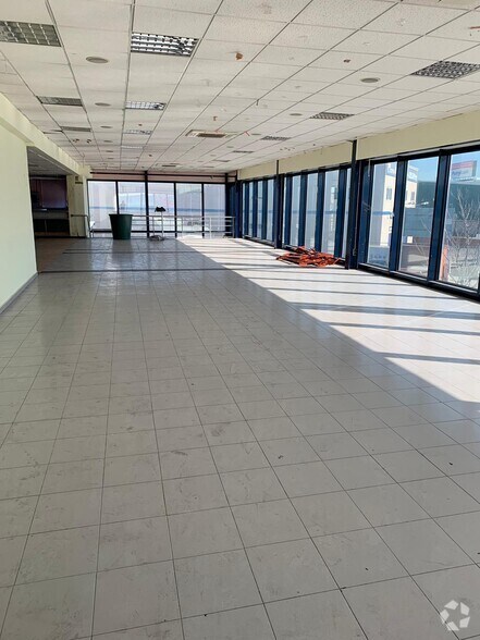 Calle Puerto Morcuera, 3, Leganés, Madrid en venta - Foto del edificio - Imagen 3 de 11
