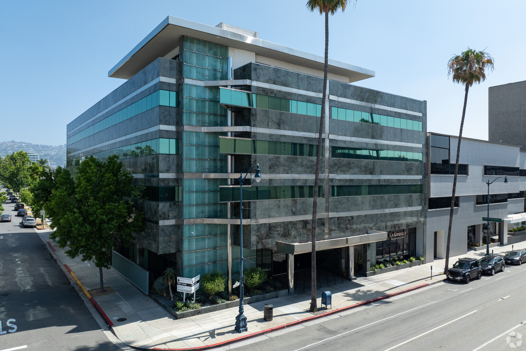 9025 Wilshire Blvd, Beverly Hills, CA en alquiler Foto del edificio- Imagen 1 de 37