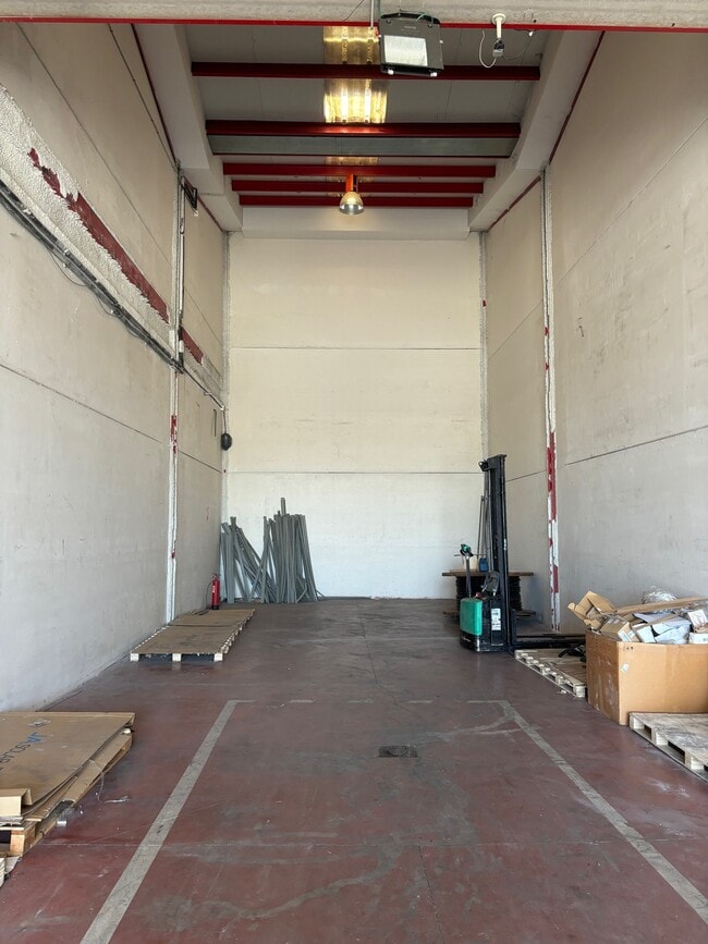 Más detalles de Nave en alquiler