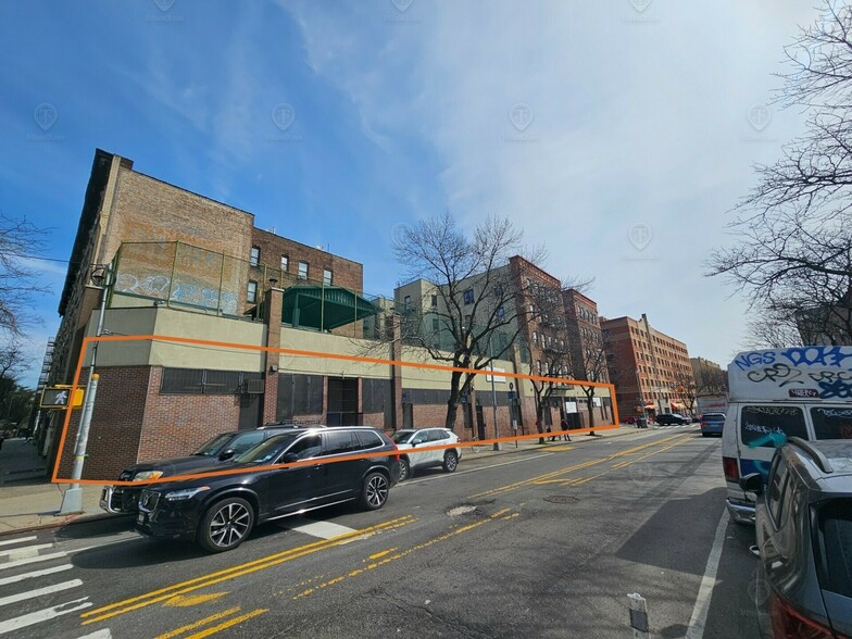 2105 Daly Ave, Bronx, NY en alquiler - Foto principal - Imagen 1 de 1