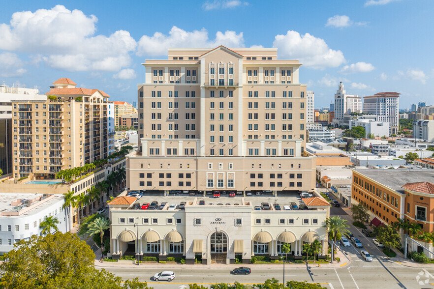 2701 S Le Jeune Rd, Coral Gables, FL en alquiler - Foto del edificio - Imagen 2 de 6